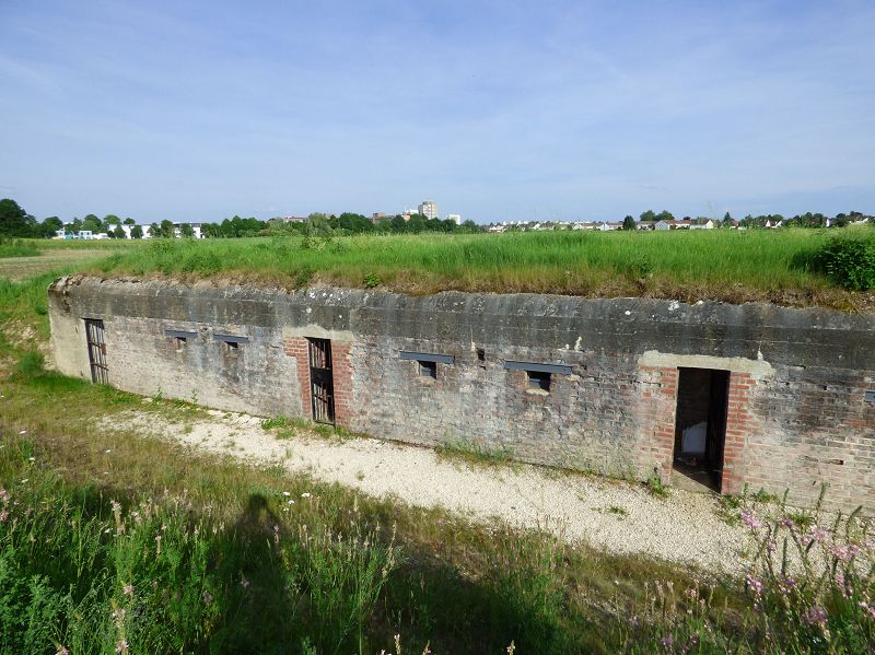 InfStuePu 58 Untertreteraum außen